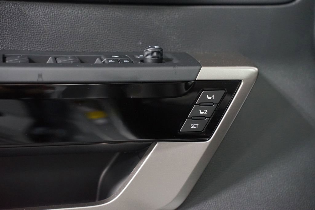 New 2026 Toyota Tundra Limited image 34