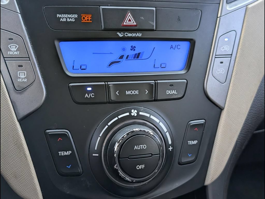 Used 2013 Hyundai Santa Fe Sport AWD/4WD image 14