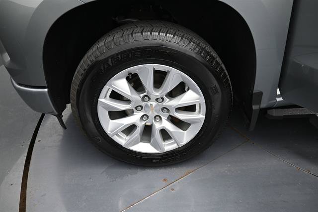 Used 2025 Chevrolet Silverado 1500 Custom RWD image 21