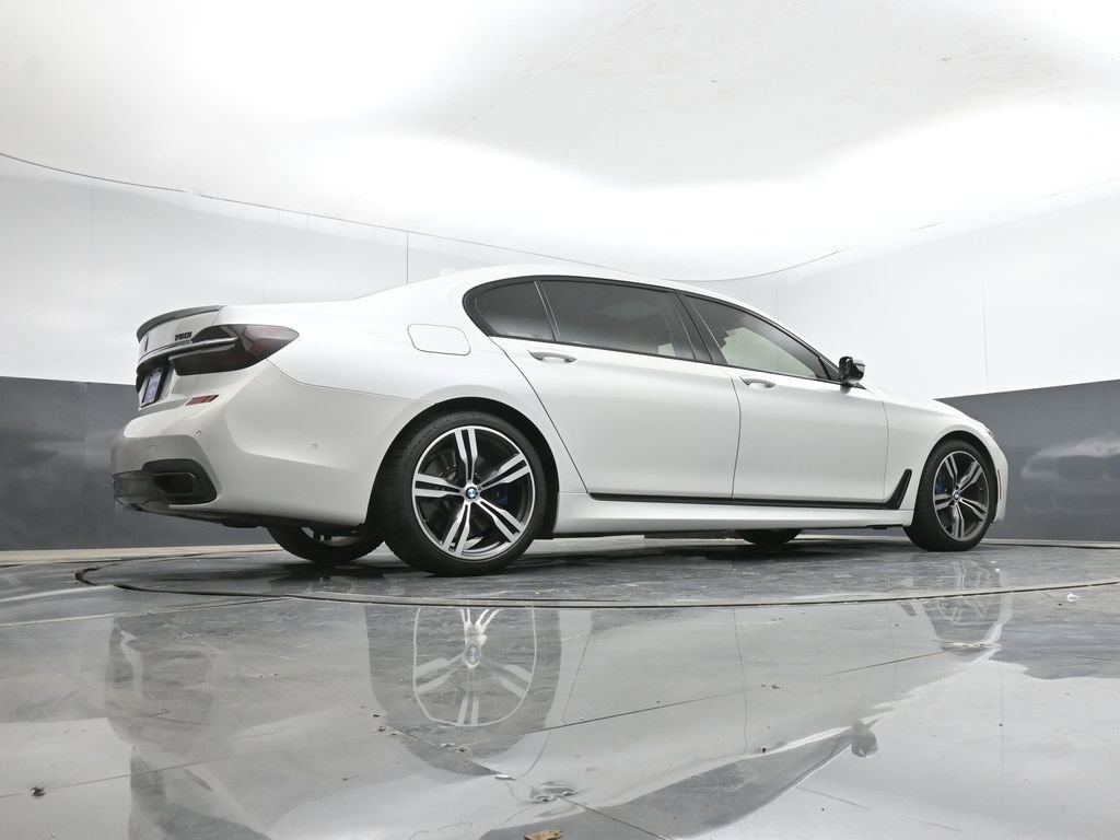 Used 2018 BMW 750i 750i 4D Sedan image 40