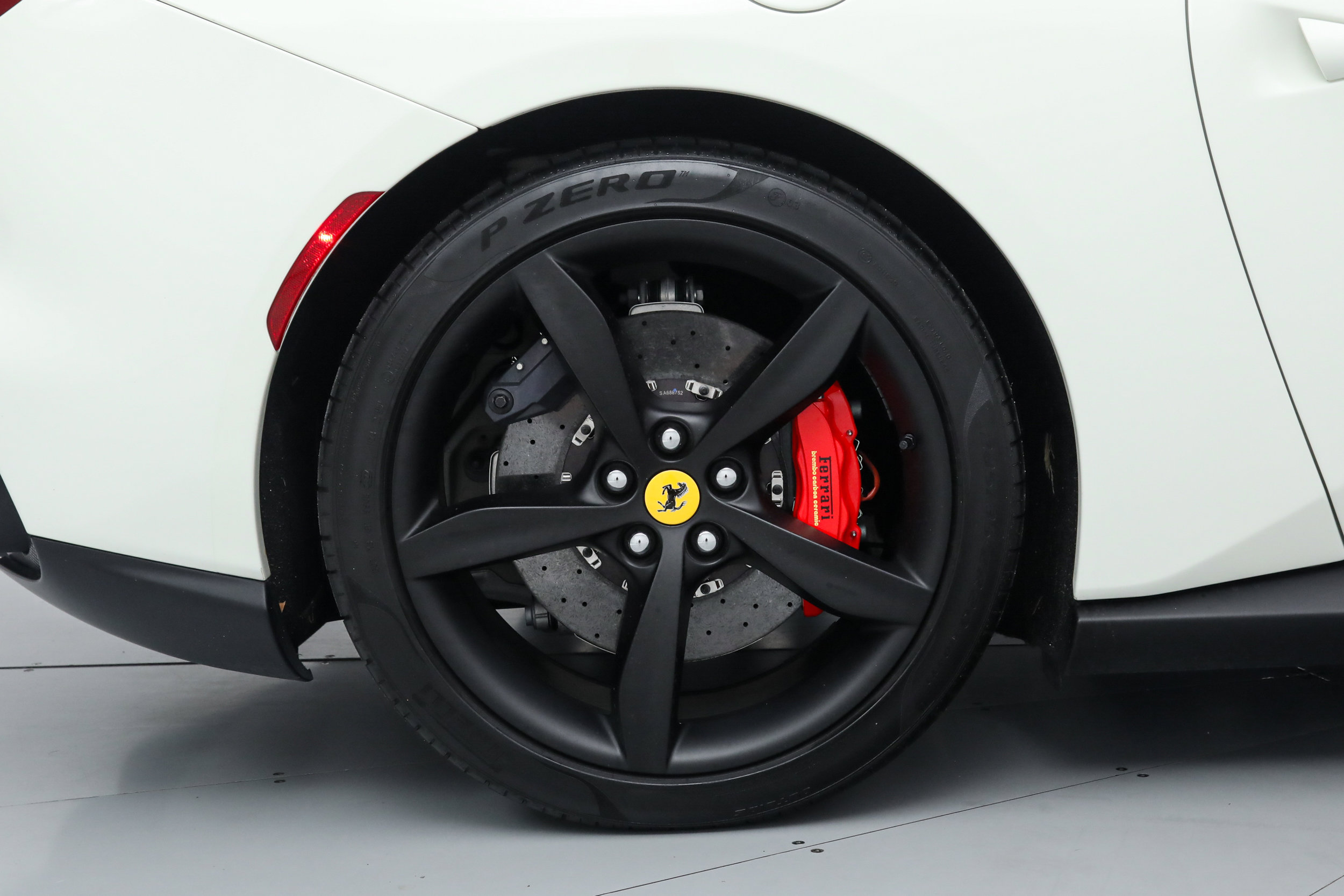 Certified 2022 Ferrari Portofino M RWD image 39