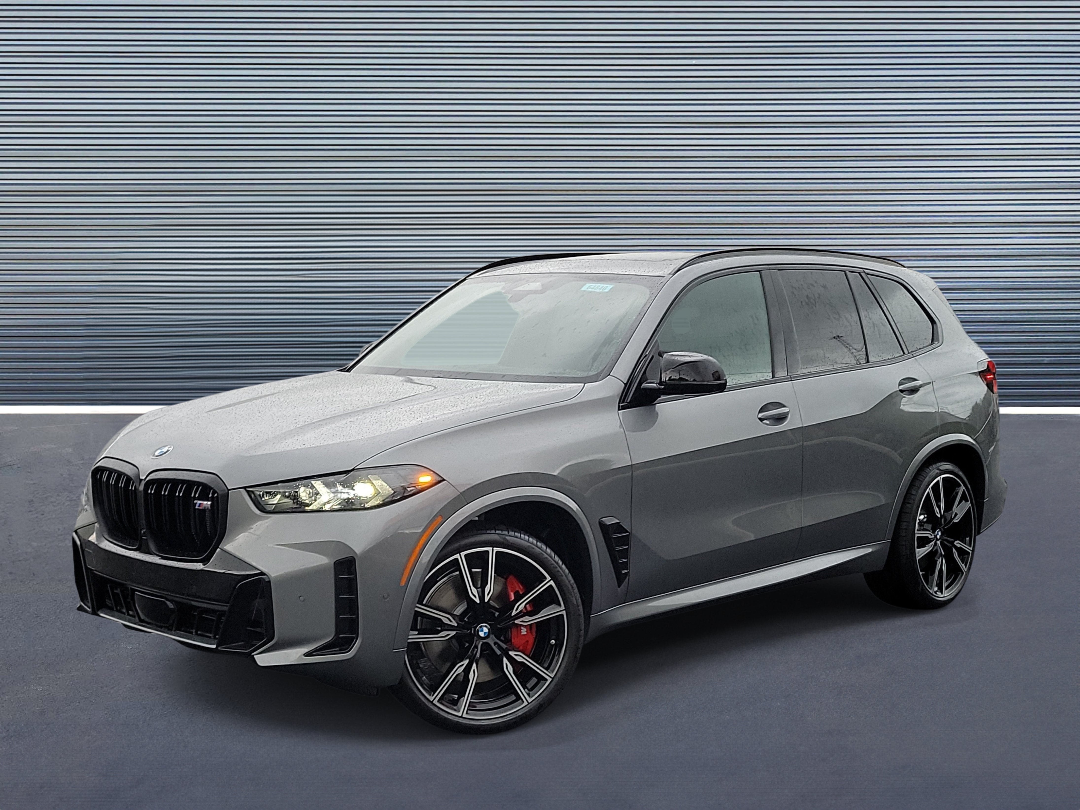 New 2026 BMW X5 M60i w/ Executive Package