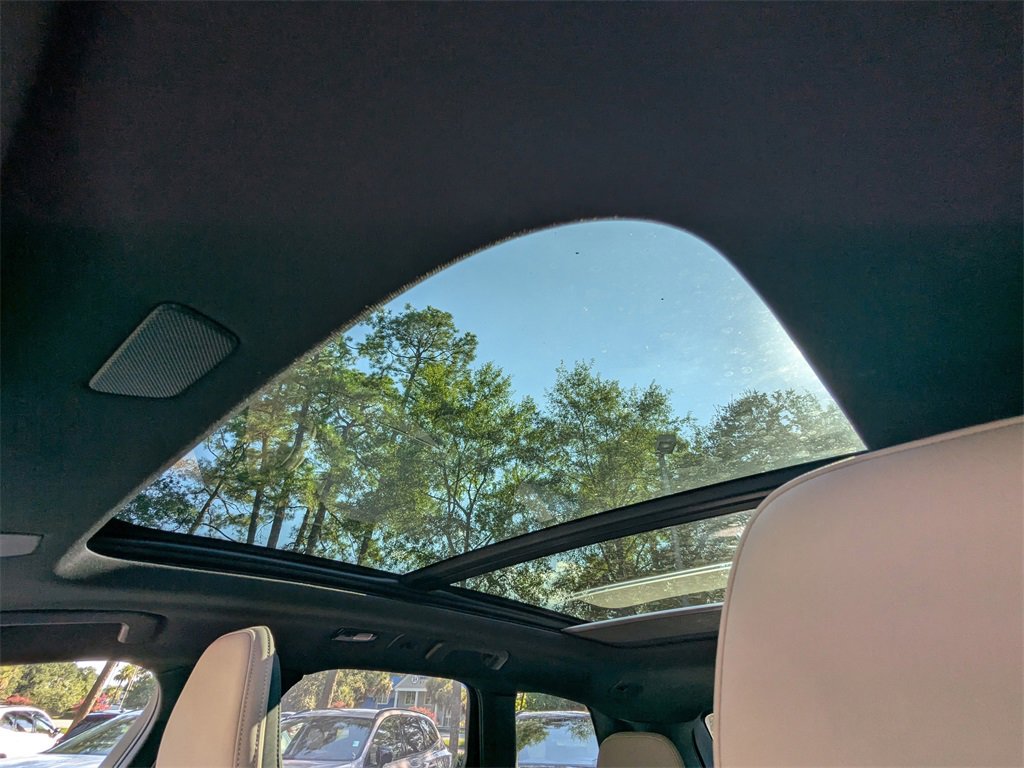 New 2026 Volvo XC60 B5 Plus w/ Protection Package Premier image 22