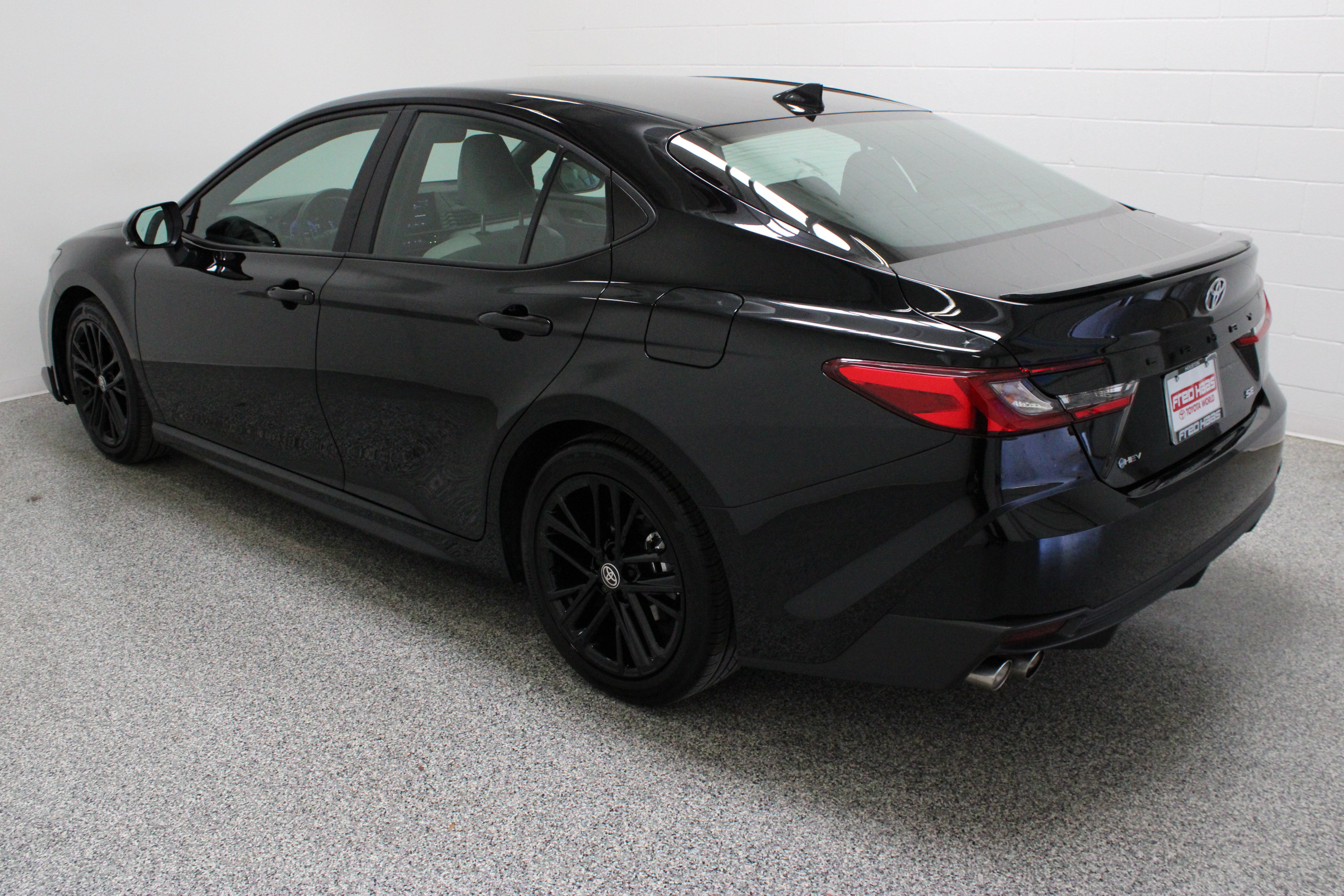 Used 2026 Toyota Camry SE w/ Convenience Package FWD image 9