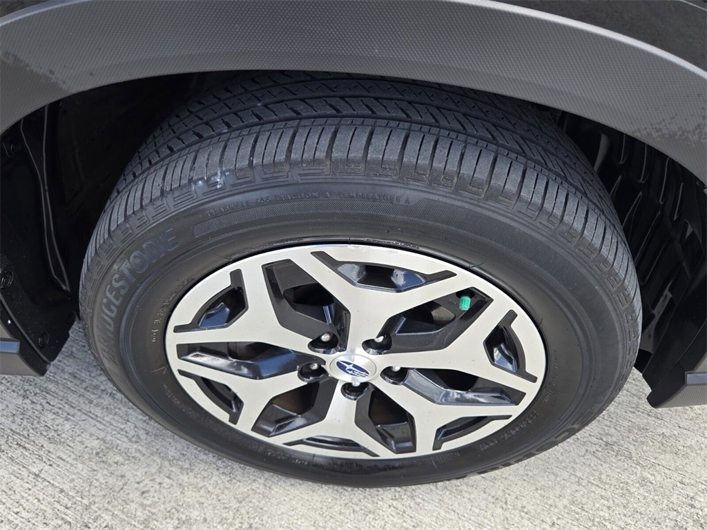 Used 2020 Subaru Forester Premium image 10