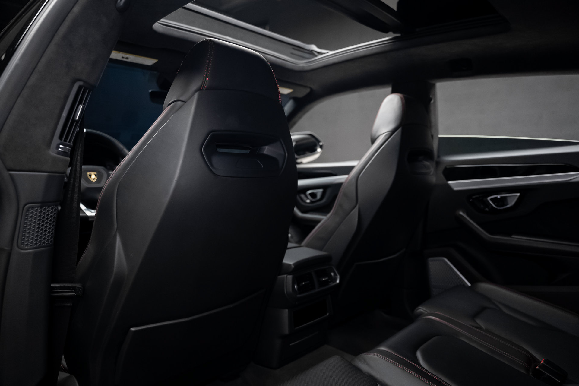 Used 2019 Lamborghini Urus AWD/4WD image 68