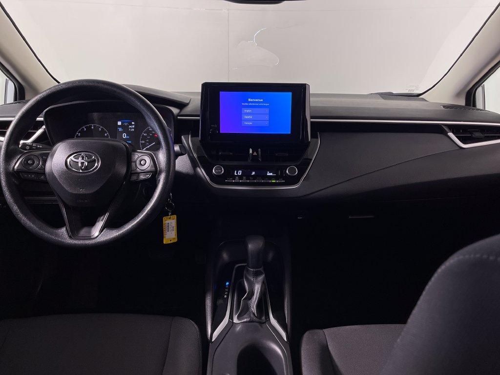Used 2025 Toyota Corolla LE FWD image 14