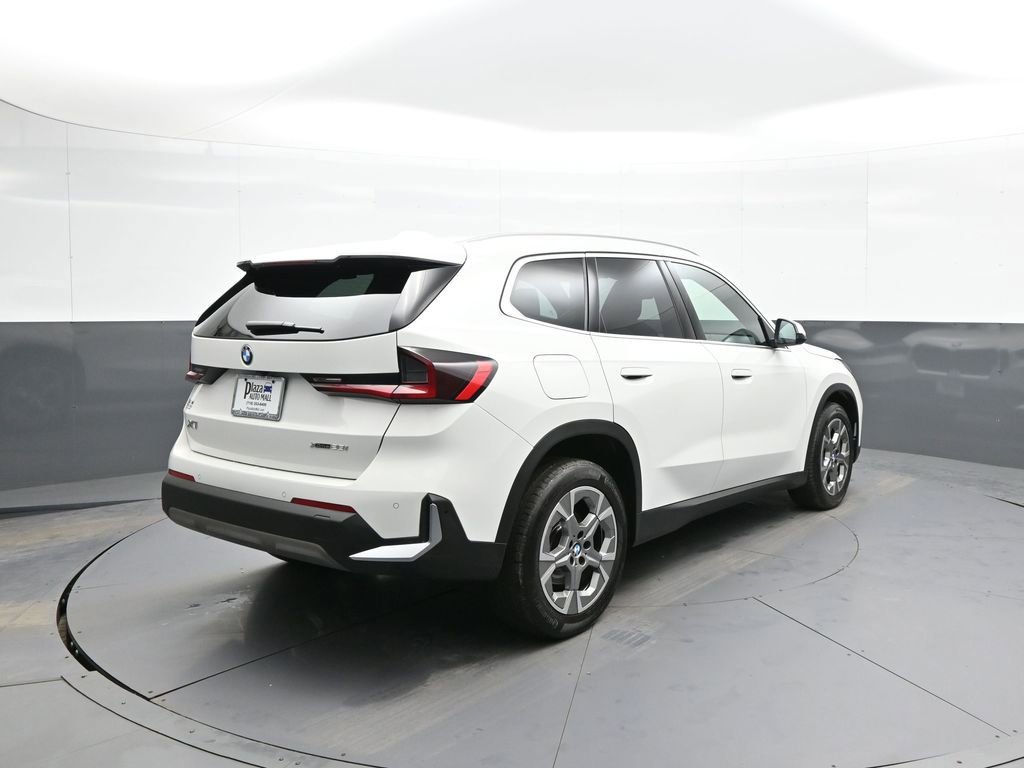 Used 2023 BMW X1 xDrive28i w/ Convenience Package AWD/4WD image 6