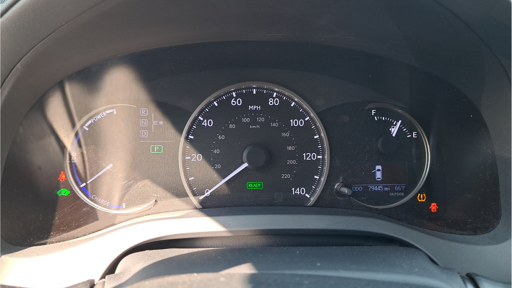 Used 2014 Lexus CT 200h FWD image 17
