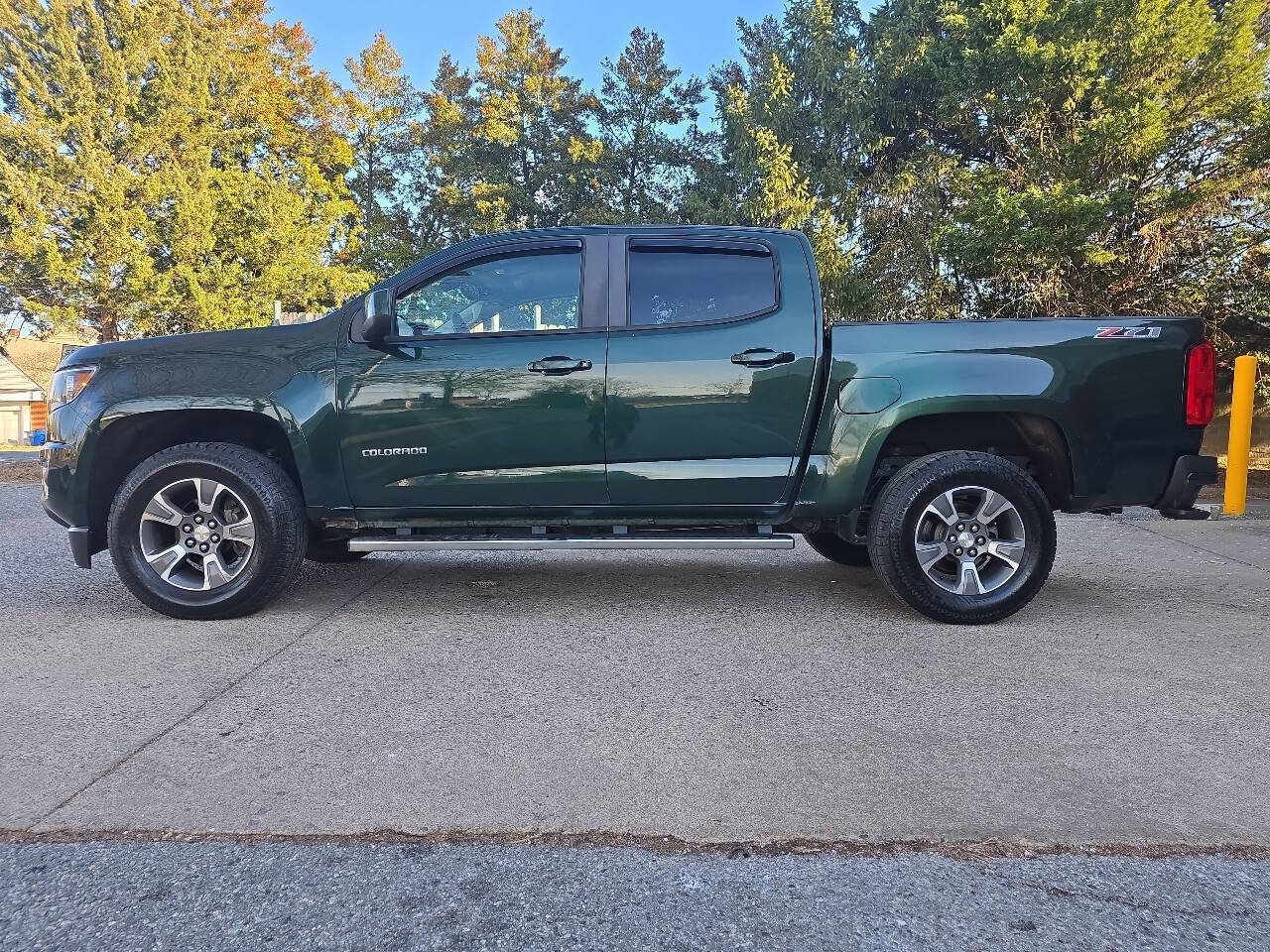 Used 2015 Chevrolet Colorado Z71 image 43