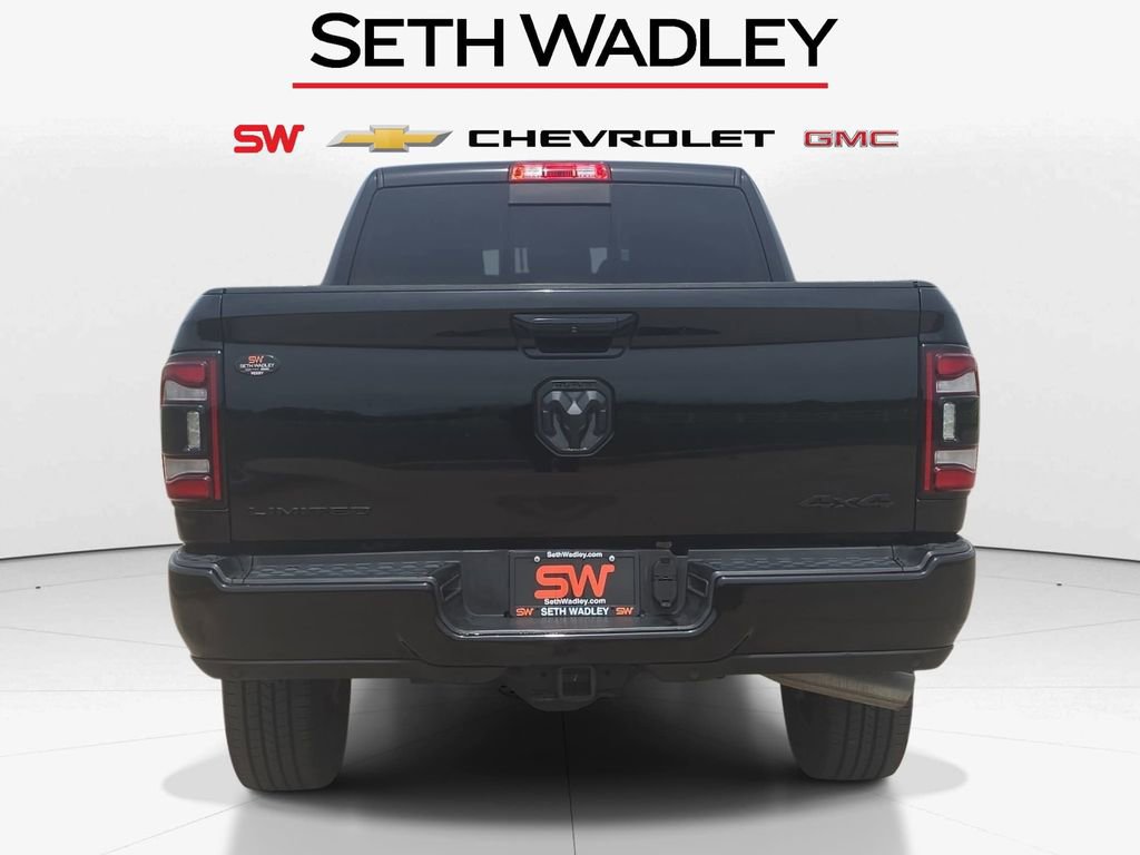 Used 2020 RAM 2500 Limited w/ Black Appearance Package AWD/4WD image 6