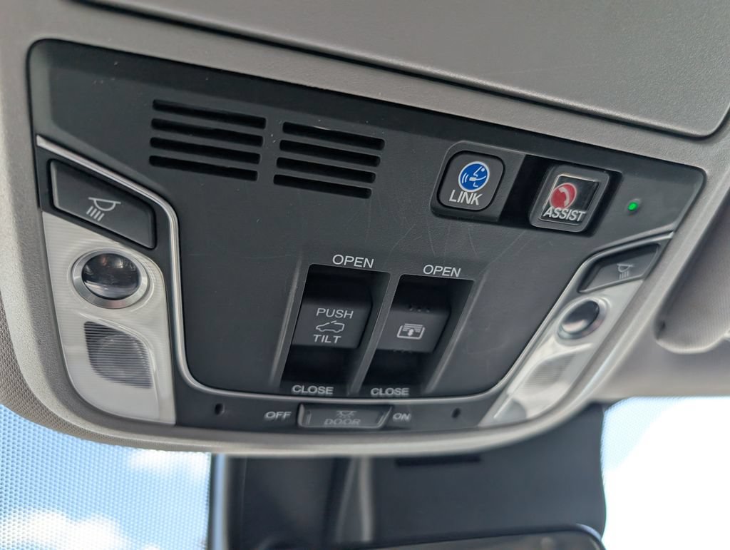 Used 2021 Honda Pilot Elite image 12