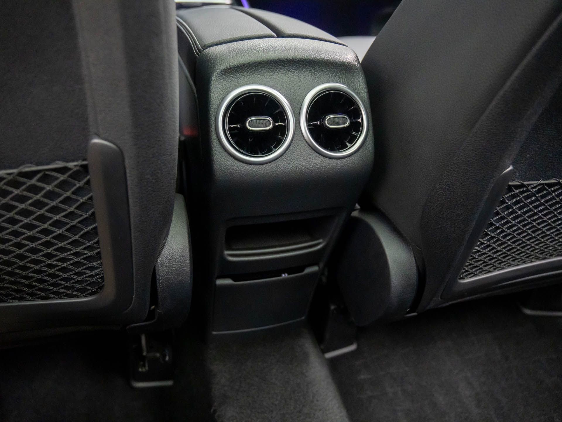 Certified 2024 Mercedes-Benz GLB 250 4MATIC w/ Exclusive Package image 21