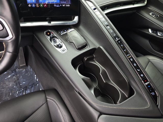 Used 2021 Chevrolet Corvette Stingray Preferred Cpe w/ Z51 Performance Package RWD image 25