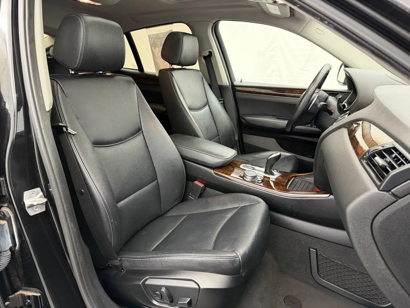 Used 2016 BMW X4 xDrive28i AWD/4WD image 32