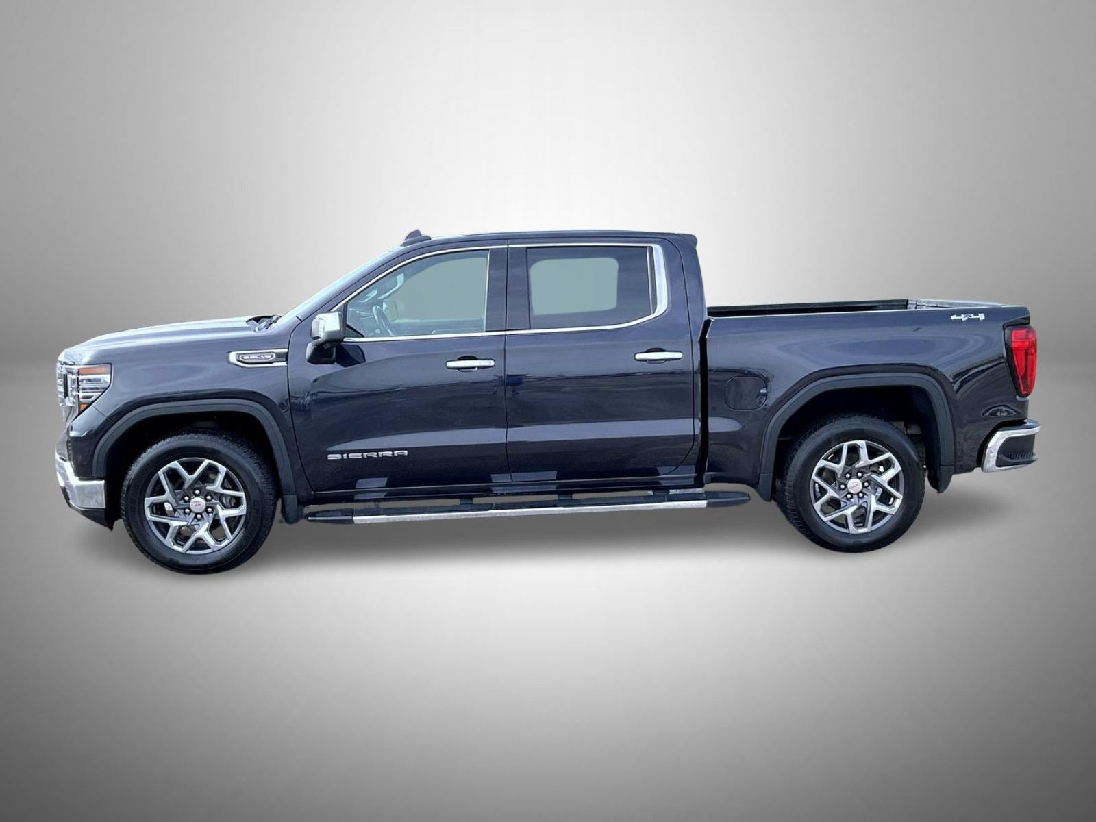 Certified 2022 GMC Sierra 1500 SLT w/ SLT Convenience Package AWD/4WD image 8