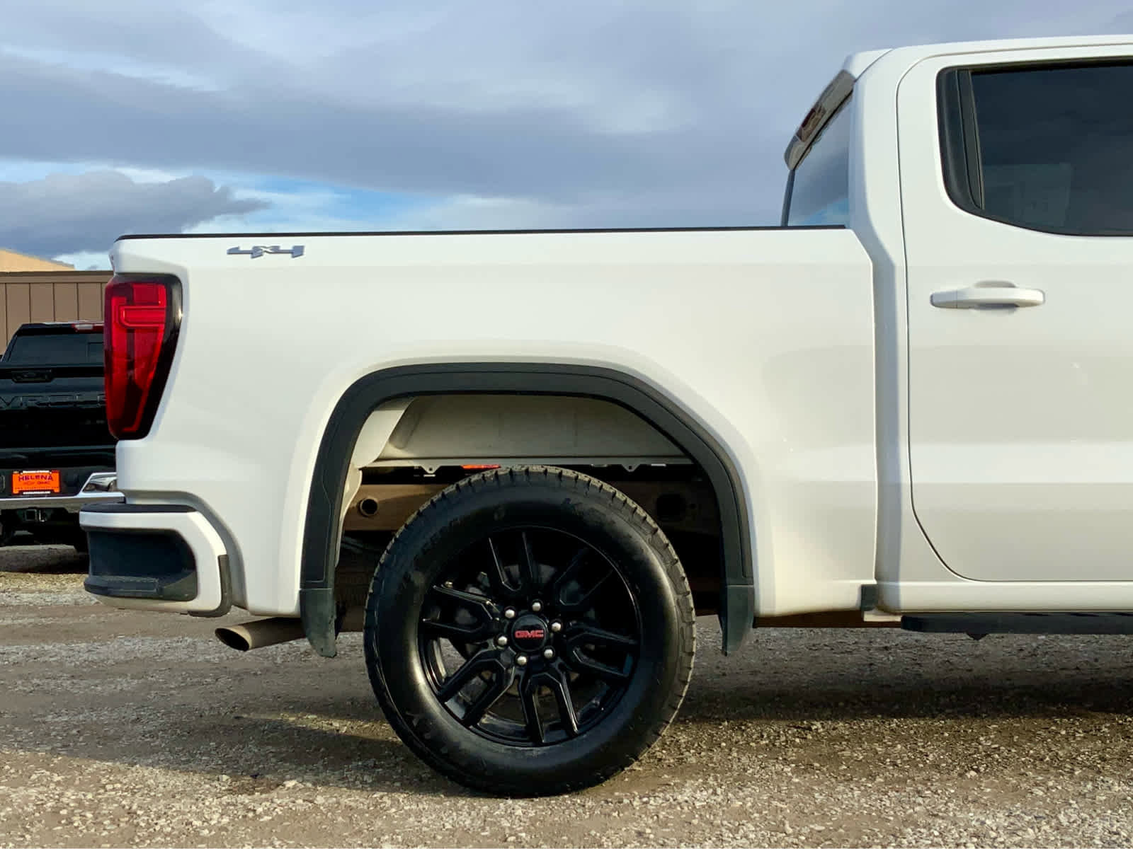 Certified 2022 GMC Sierra 1500 Elevation image 11