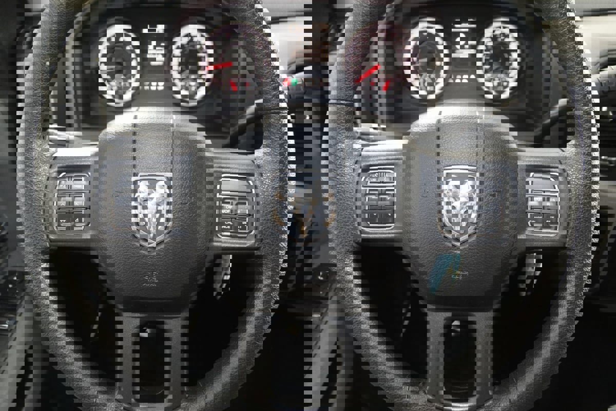 Used 2015 RAM 1500 Tradesman w/ Power & Remote Entry Group image 27