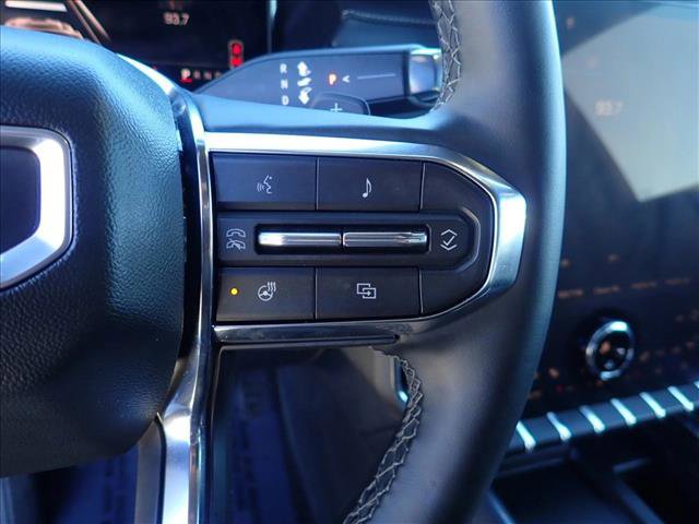 Used 2025 GMC Acadia Elevation image 16