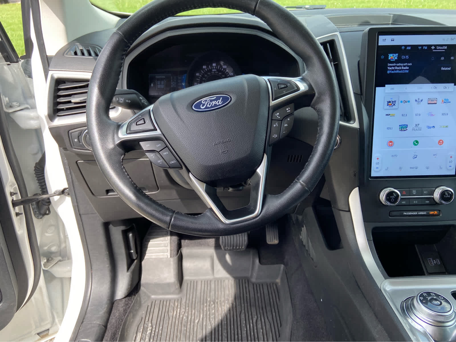 Used 2024 Ford Edge SEL w/ Convenience Package AWD/4WD image 21