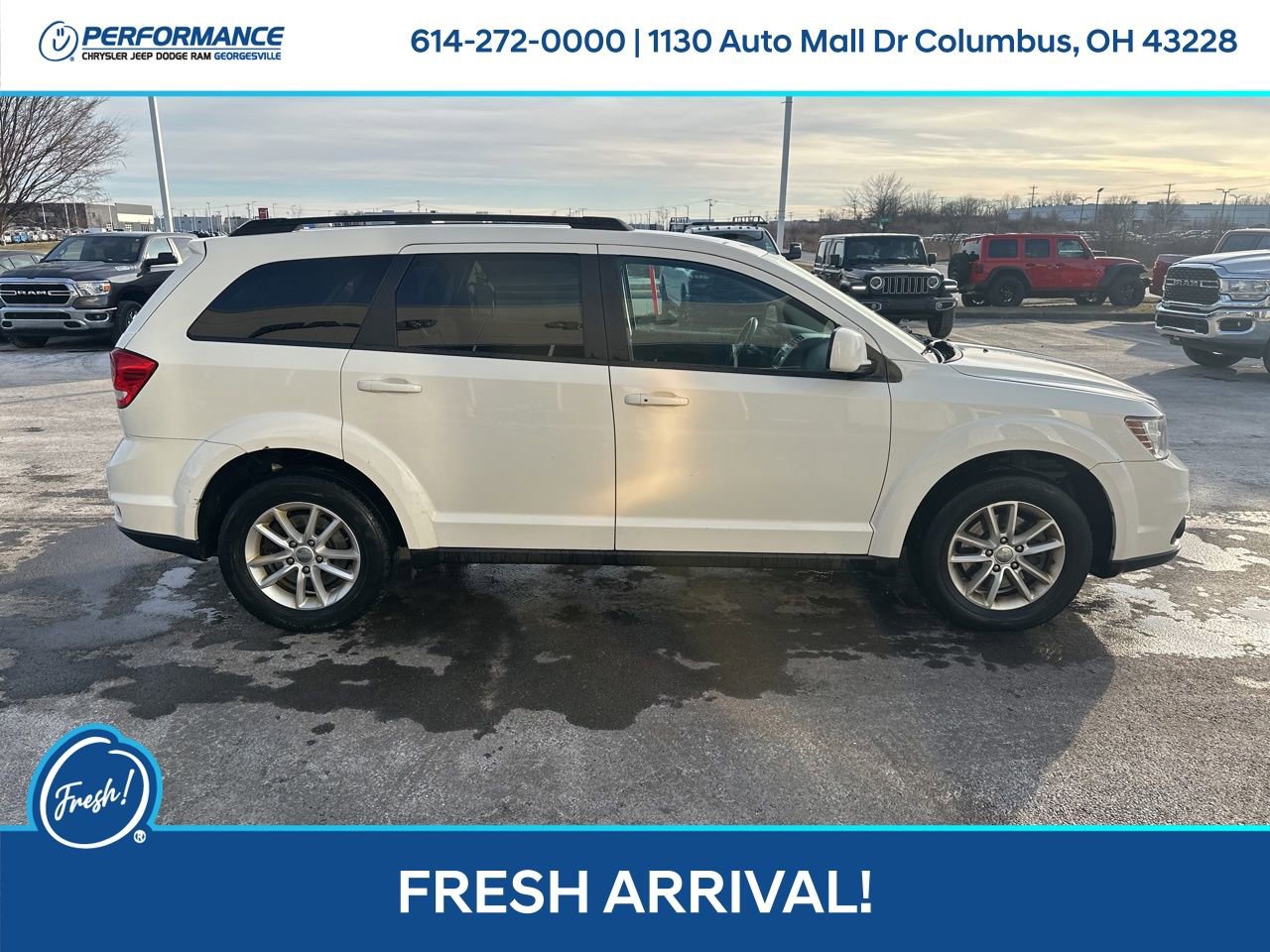 Used 2013 Dodge Journey SXT image 3