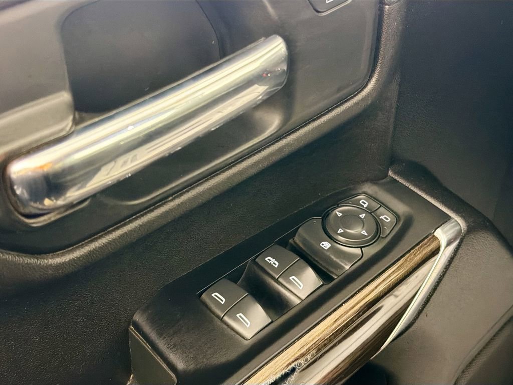 Used 2022 Chevrolet Silverado 1500 LT Trail Boss w/ Bed Protection Package image 17