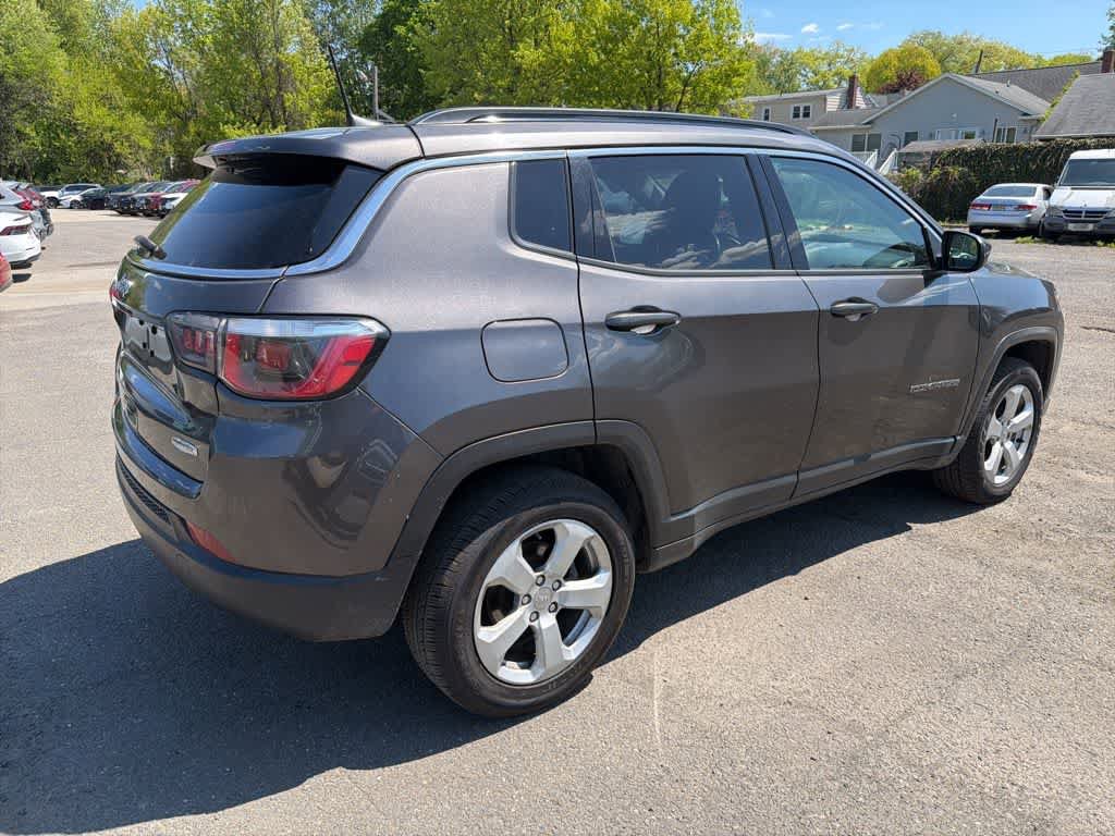 Used 2018 Jeep Compass Latitude w/ Popular Equipment Group AWD/4WD image 17