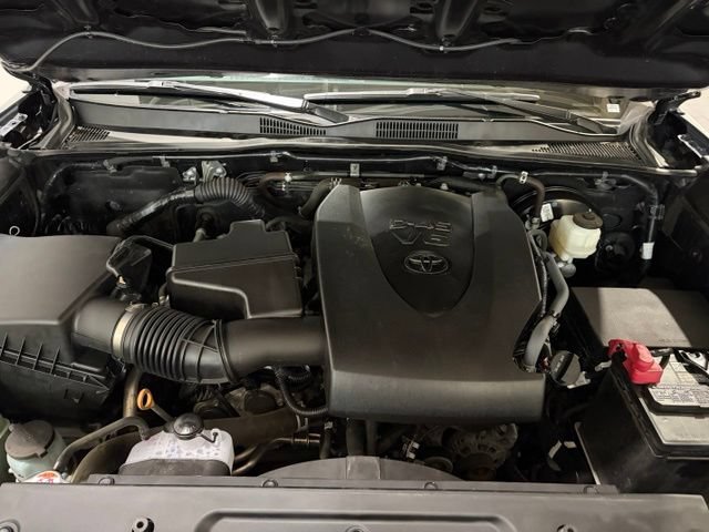 Used 2023 Toyota Tacoma SR AWD/4WD image 26