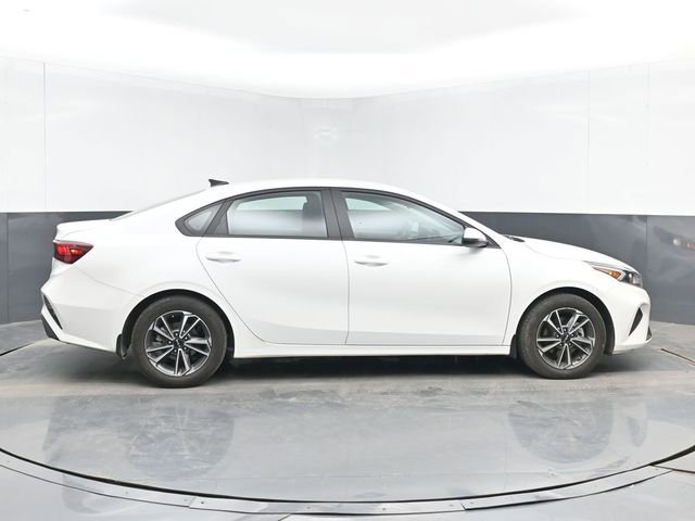 Used 2023 Kia Forte LXS w/ LXS Technology Package FWD image 15