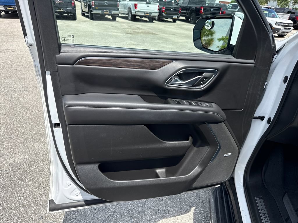 Used 2021 Chevrolet Tahoe LT RWD image 13