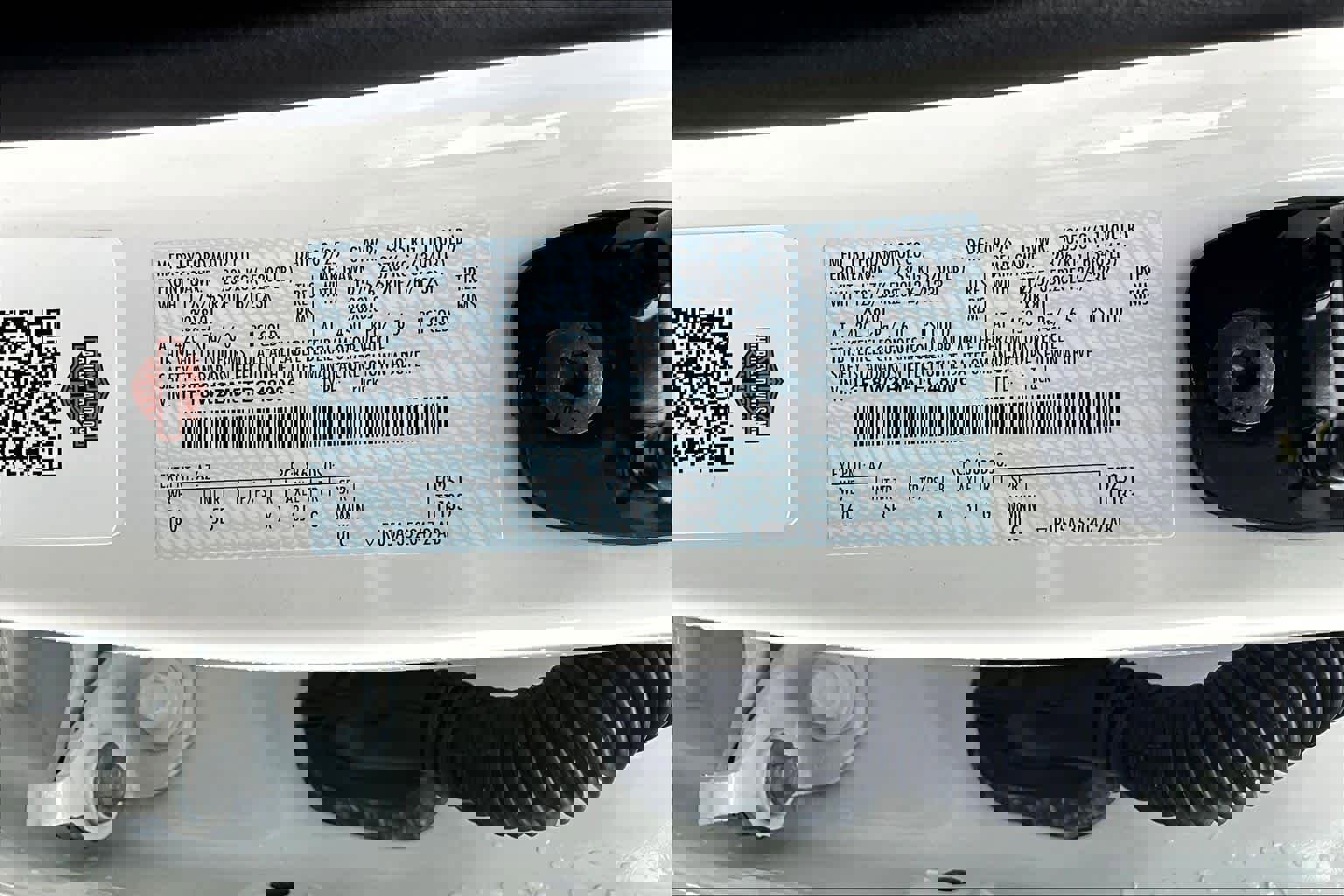 New 2026 Ford F250 Lariat w/ Black Appearance Package image 16