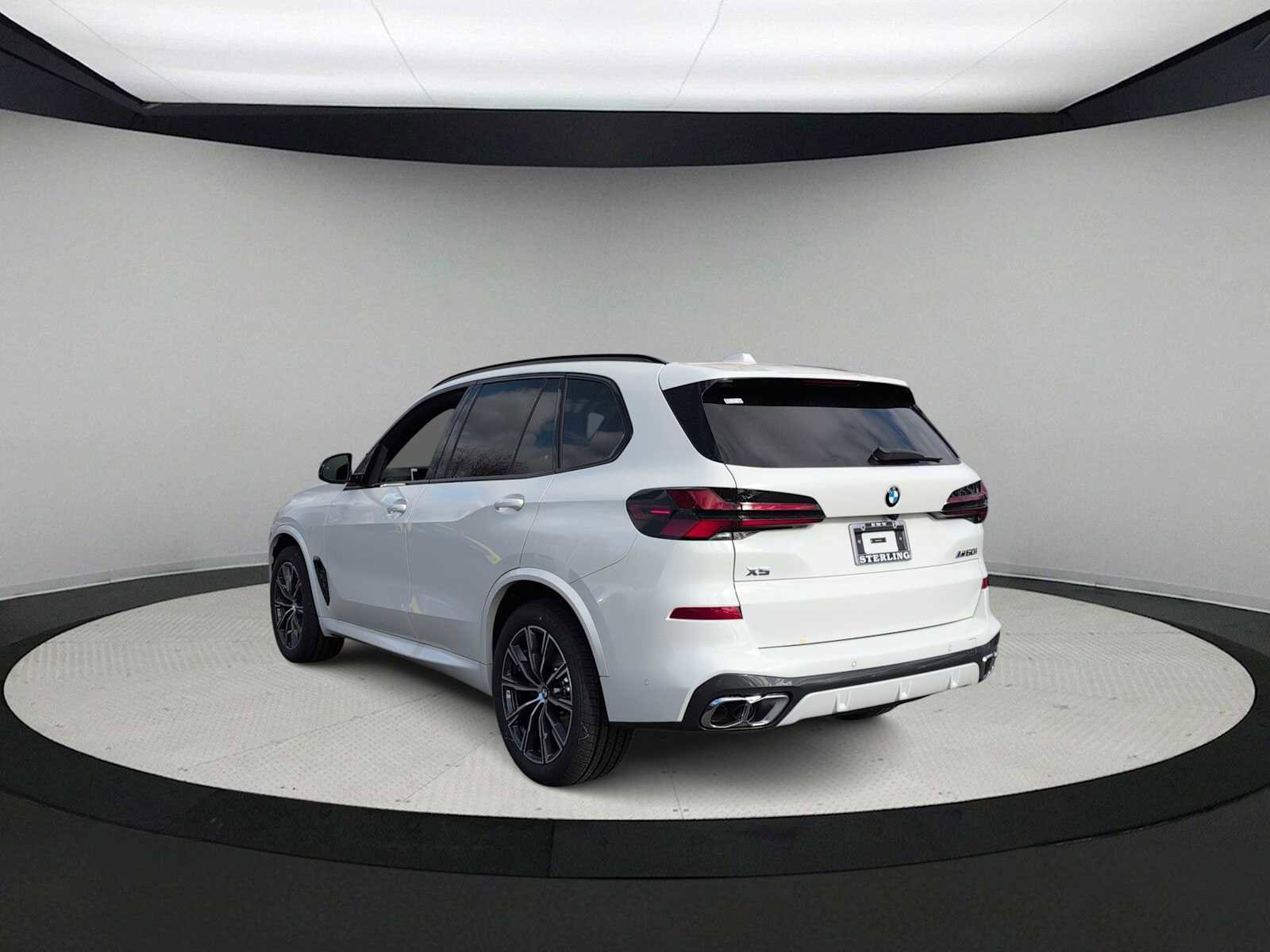 New 2026 BMW X5 M60i w/ Climate Comfort Package image 6