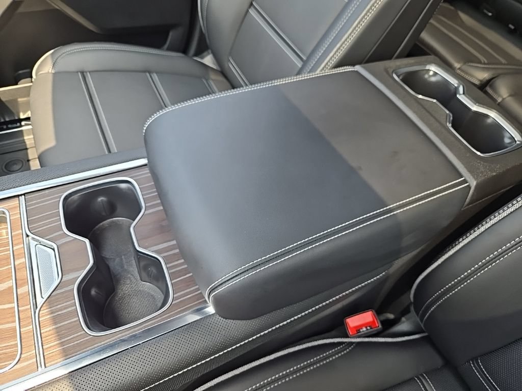 Used 2026 GMC Sierra EV Denali AWD/4WD image 39