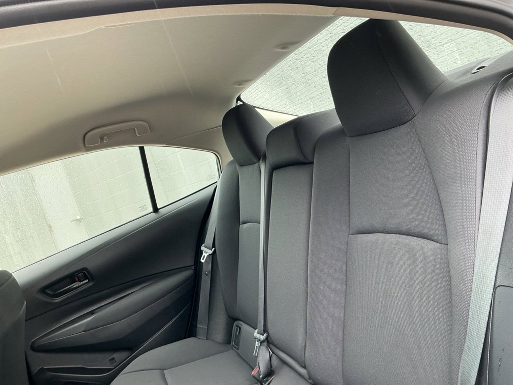 Used 2025 Toyota Corolla LE FWD image 28