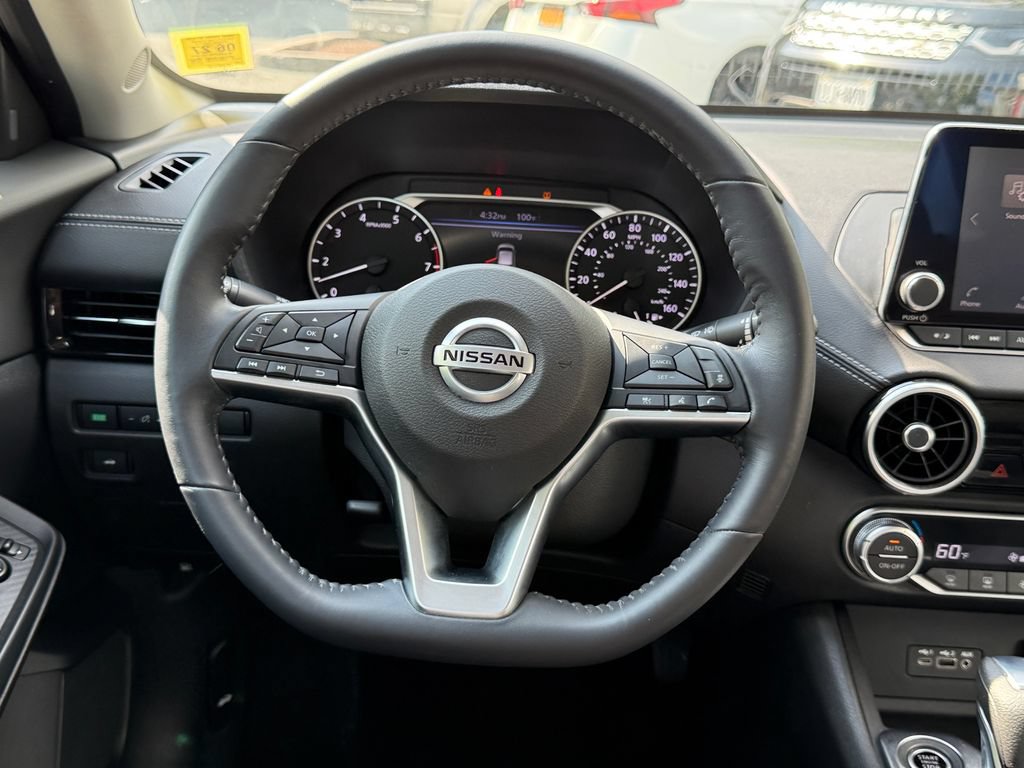 Used 2020 Nissan Sentra SV FWD image 14