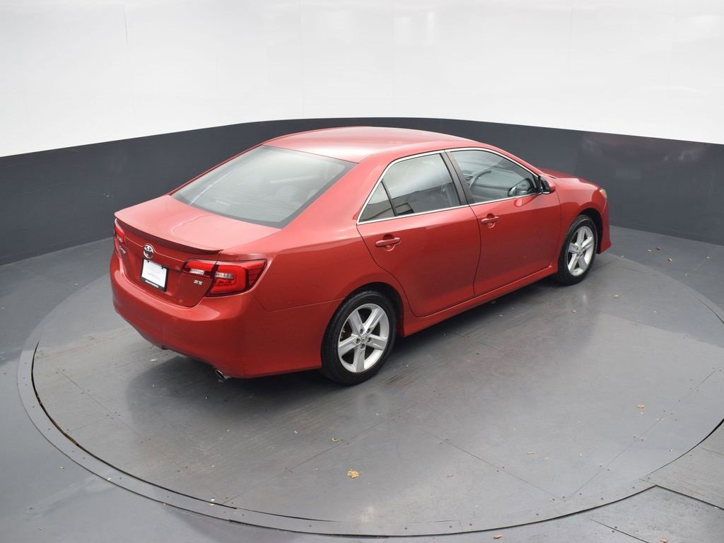 Used 2013 Toyota Camry SE image 44