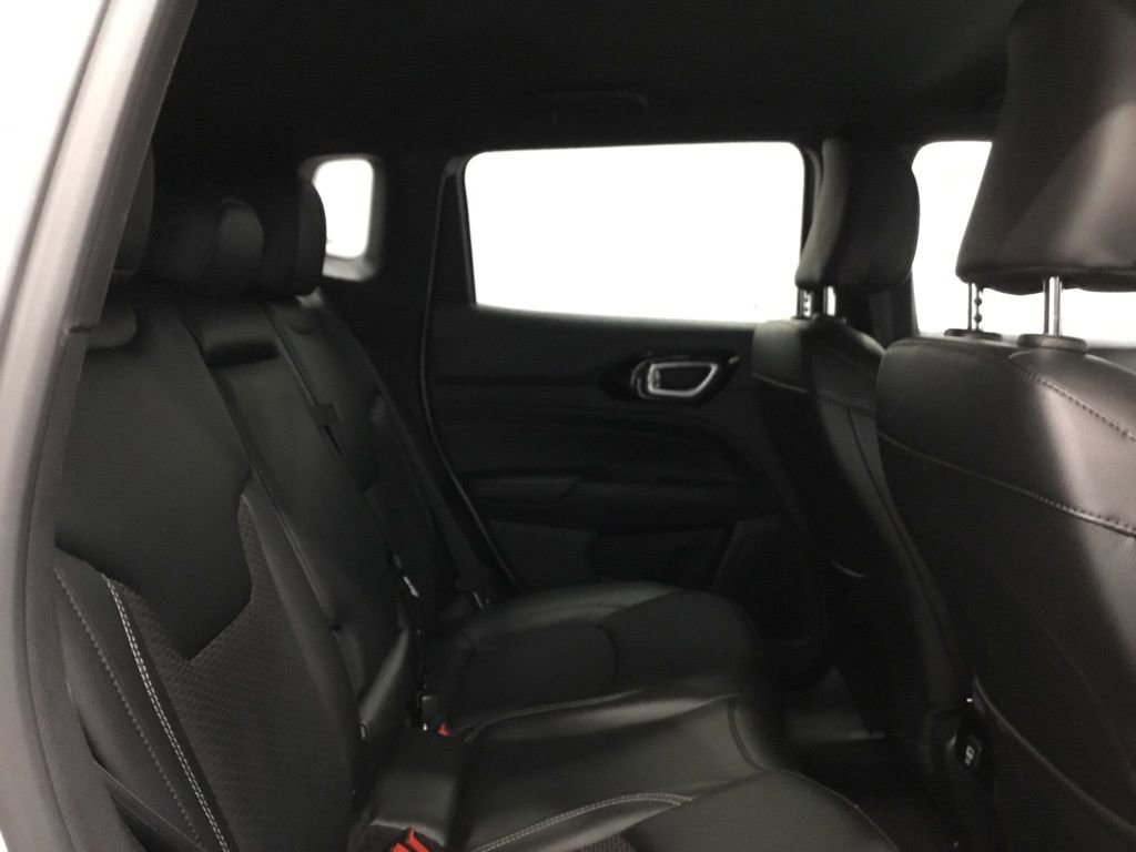 Used 2024 Jeep Compass Latitude w/ Altitude Special Edition image 18