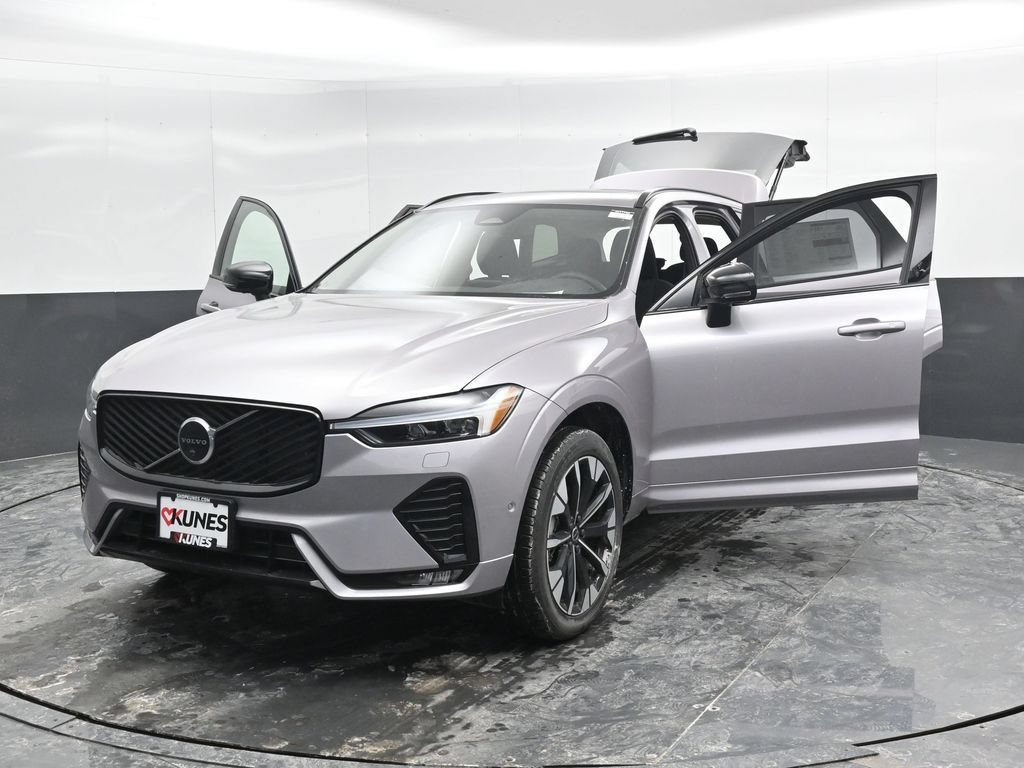 New 2026 Volvo XC60 B5 Plus w/ Protection Package Premier AWD/4WD image 45