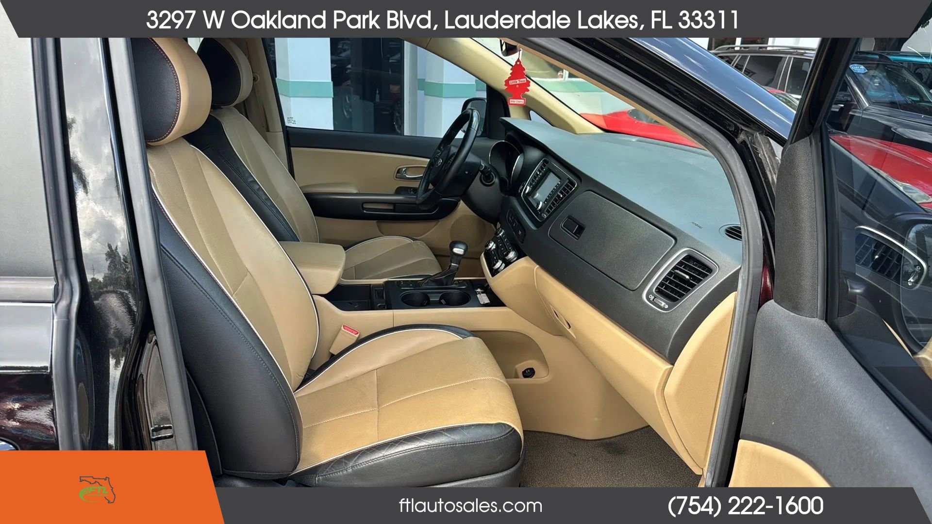 Used 2017 Kia Sedona LX w/ LX Essentials Premium Package FWD image 44