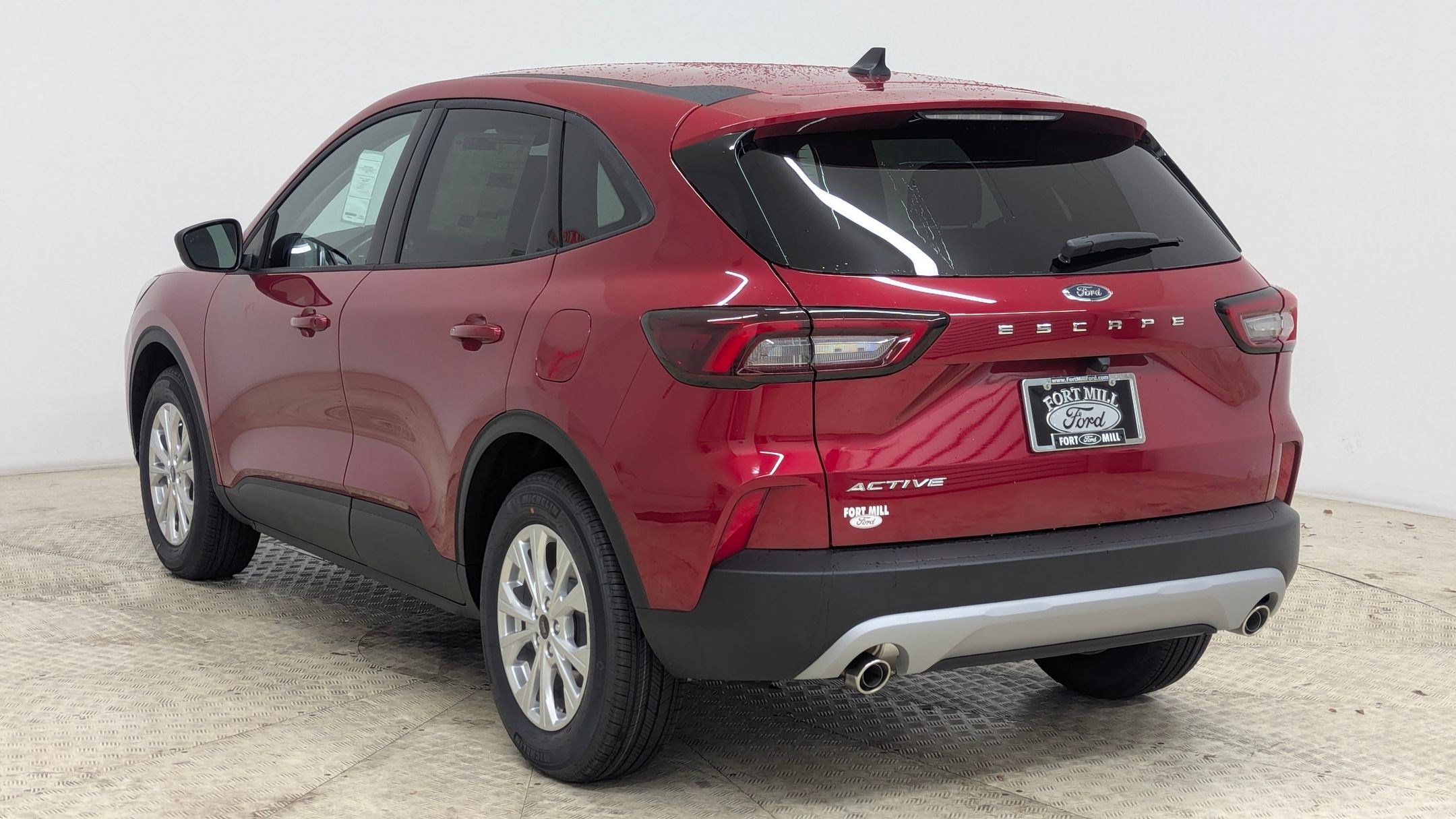 New 2026 Ford Escape Active w/ Cold Weather Package FWD image 3