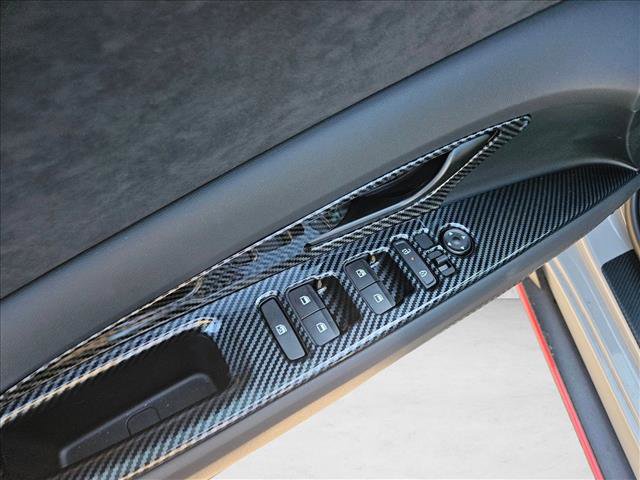 Used 2025 Hyundai Elantra N image 13