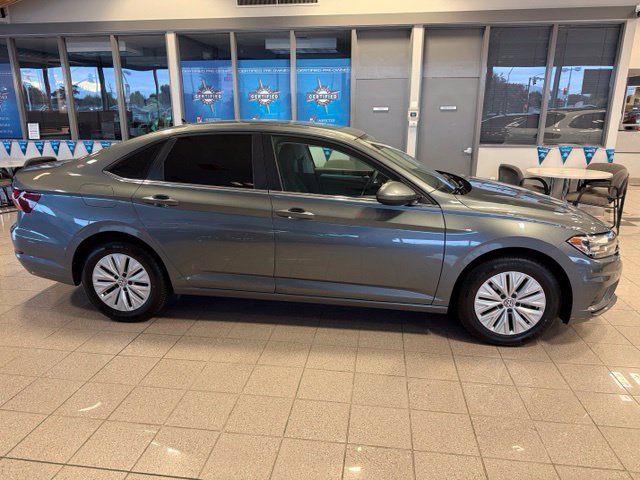 Used 2019 Volkswagen Jetta S FWD image 3