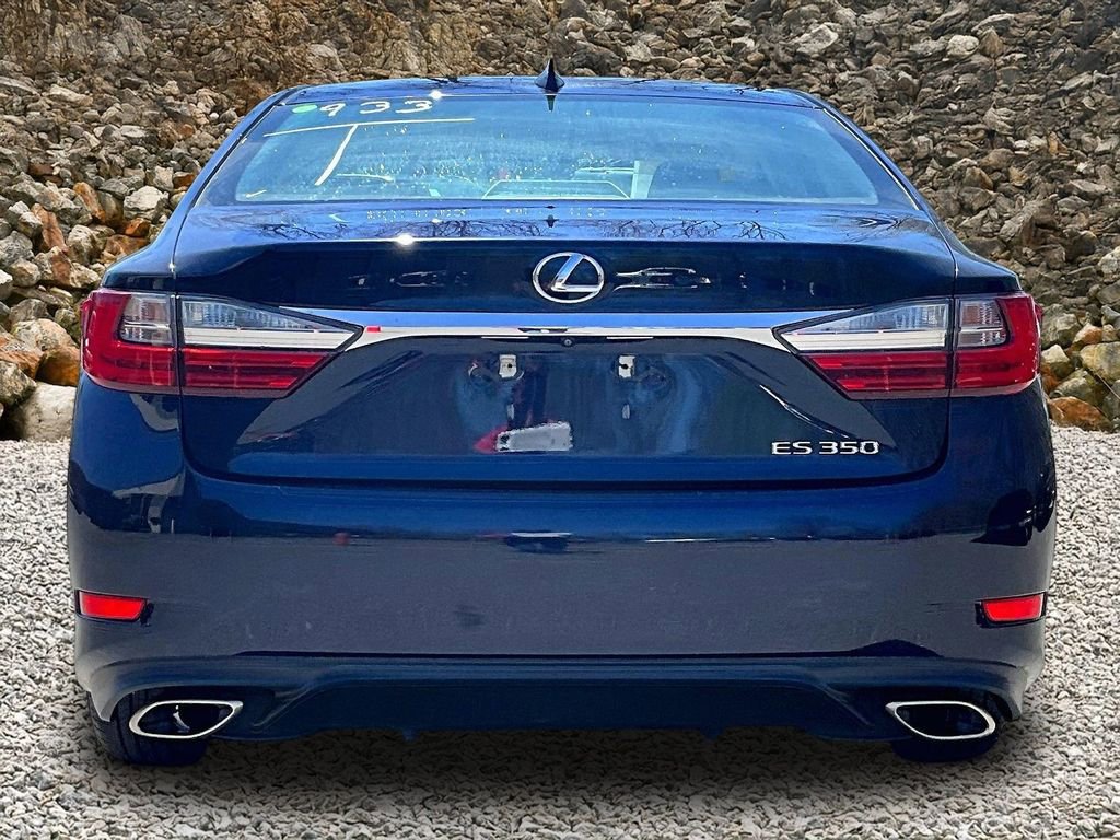 Used 2017 Lexus ES 350 w/ Accessory Package 2 FWD image 4