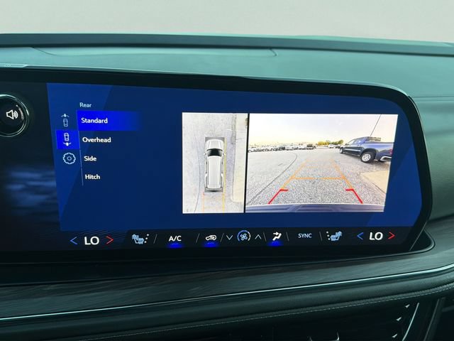 Certified 2025 Chevrolet Suburban Z71 AWD/4WD image 11