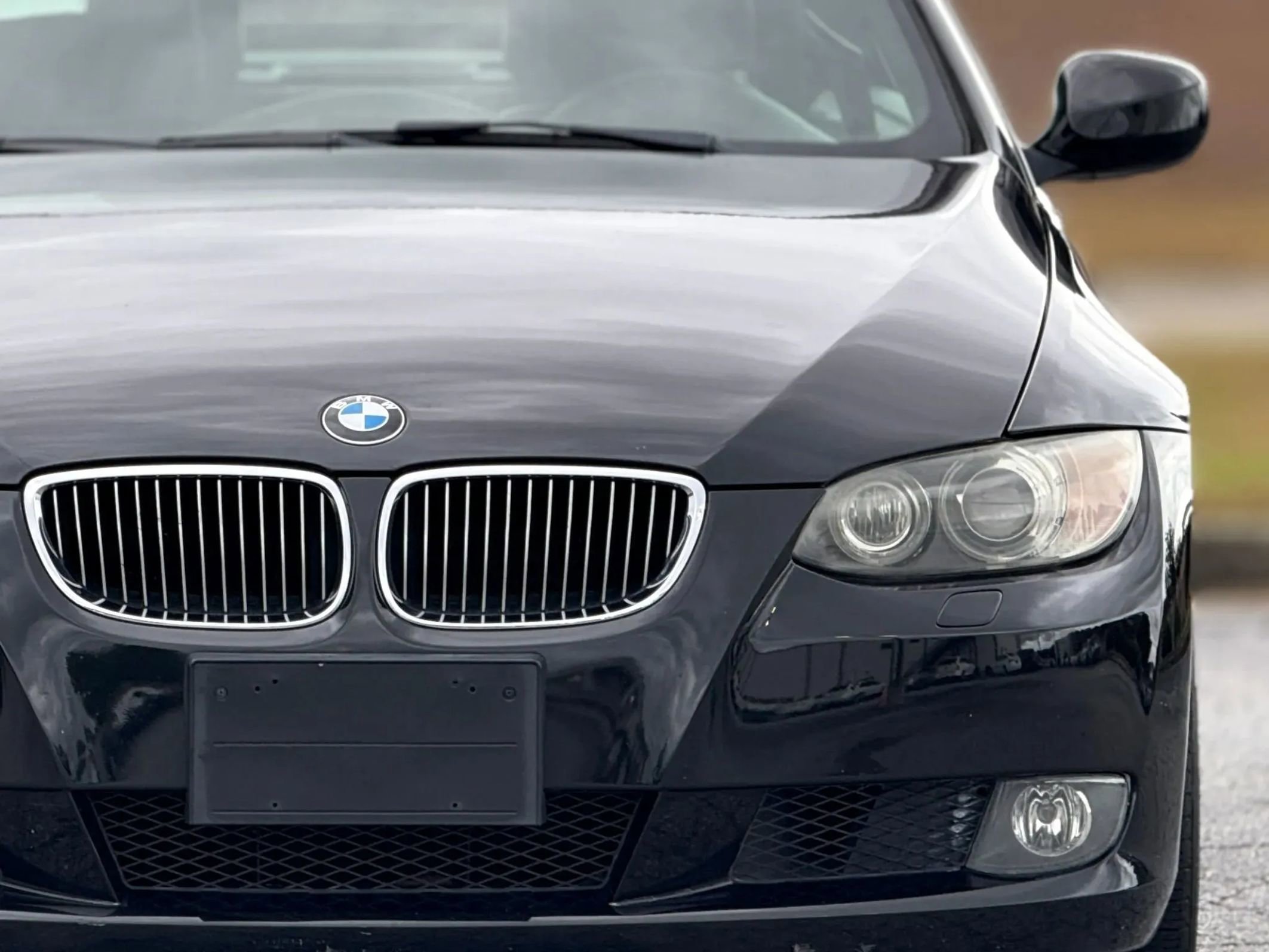 Used 2010 BMW 328i Convertible image 12