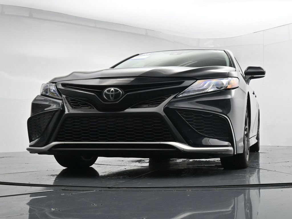 Used 2023 Toyota Camry XSE FWD image 31