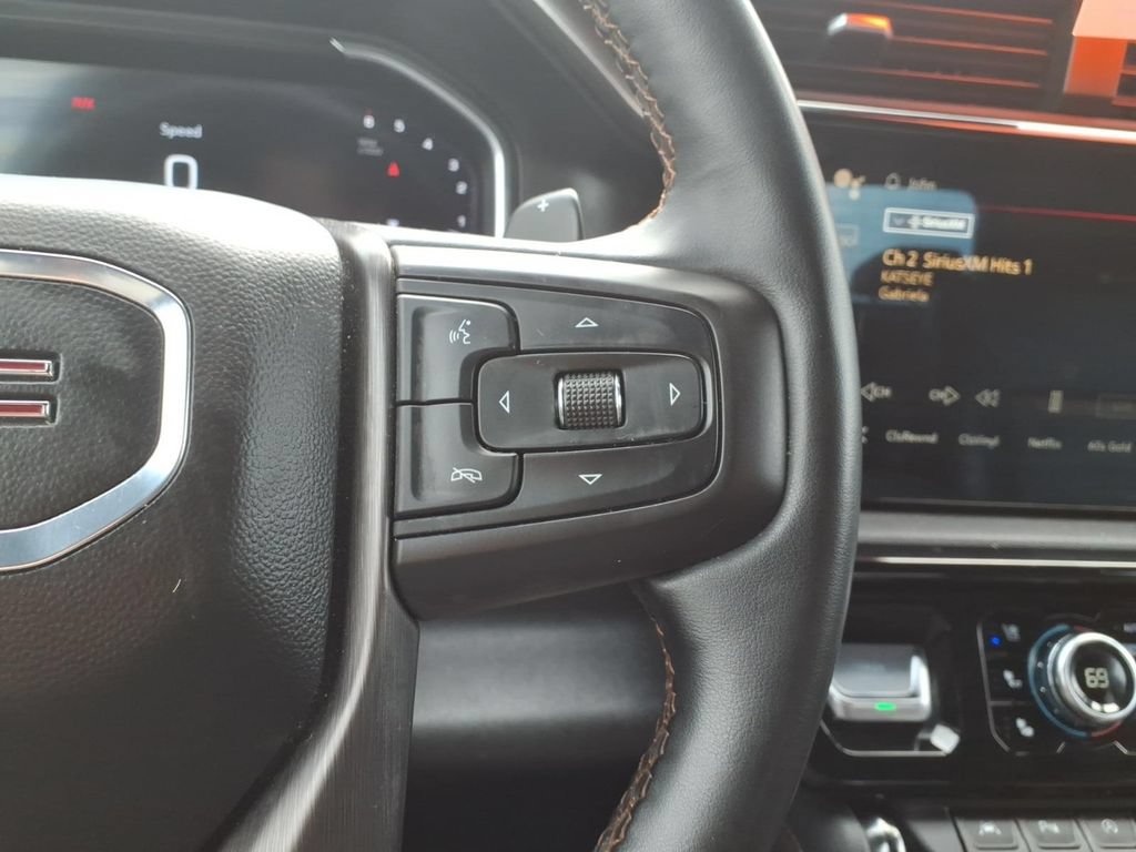Used 2023 GMC Sierra 1500 AT4 w/ Technology Package AWD/4WD image 15