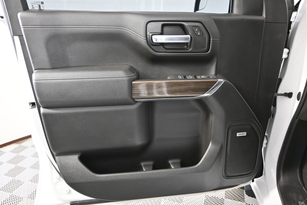 Used 2020 Chevrolet Silverado 1500 RST AWD/4WD image 18