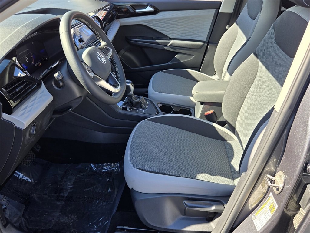 Used 2023 Volkswagen Taos S image 11