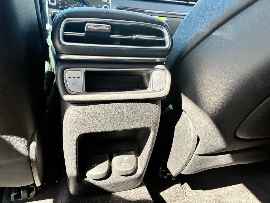 Used 2025 Genesis GV80 3.5T Advanced image 12